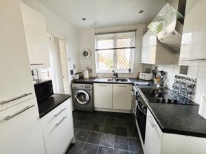 Kitchen- click for photo gallery